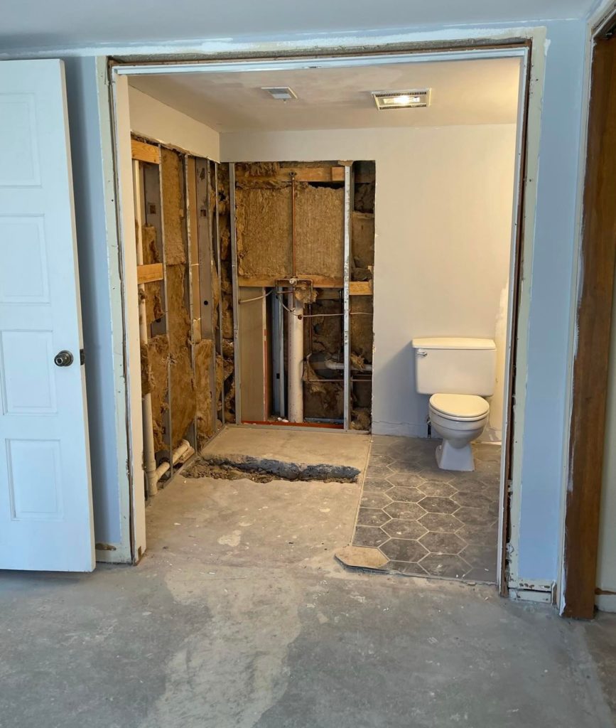 Cabin Master Bathroom before remodel.  Demo